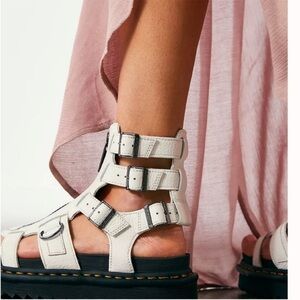 Dr Martens OLSON ZIPPED LEATHER STRAP SANDALS in White